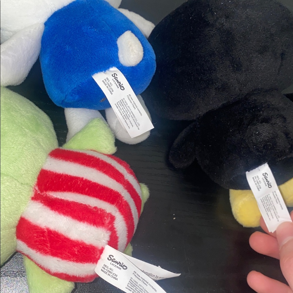 🎱Hello Kitty Bundle- set of 3 plushies & a Keroppi notebook! - Picture 7 of 7
